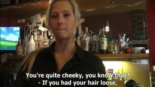 Минет и быстрый секс за деньги в туалете бара с молоденькой блондинкой